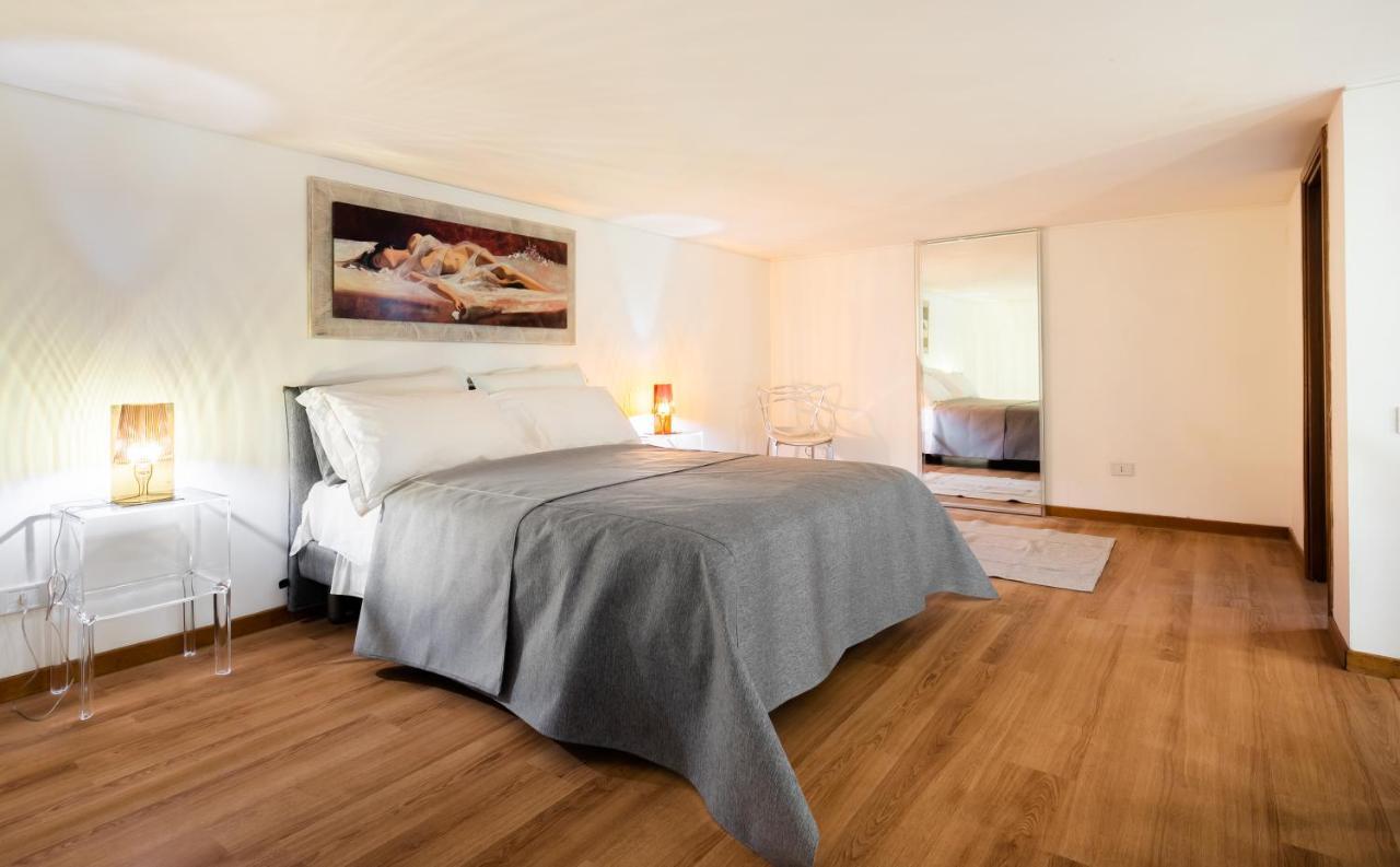 Apartamento Rotonda 23 - Loft In Pantheon Roma